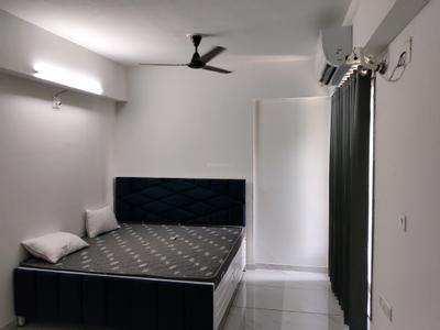 Bedroom Image of 2200 Sq.ft 3 BHK Apartment / Flat for sale in Prahlad Nagar Ahmedabad for Rs. 19000000
