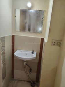 Bathroom Image of 1400 Sq.ft 2.5 BHK Apartment / Flat for sale in Munirka New Delhi for Rs. 28500000