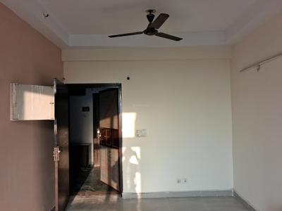 Living Room Image of 1320 Sq.ft 3 BHK Apartment / Flat for sale in Amrapali Zodiac, Sector 120 Noida for Rs. 12000000