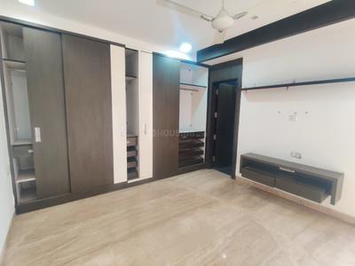 Bedroom Image of 1800 Sq.ft 3 BHK Builder Floor for rent in Anand Vihar New Delhi for Rs. 55000
