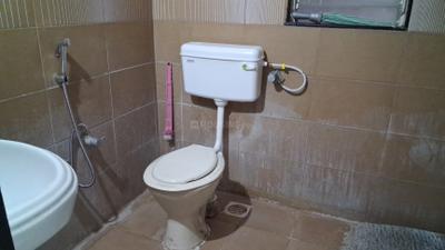 GK Dwarka Lords Bathroom Two 3