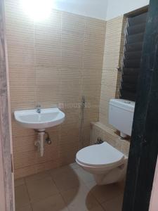 Bathroom Image of 588 Sq.ft 1 BHK Apartment / Flat for rent in DB Ozone, Dahisar East Mumbai for Rs. 20000