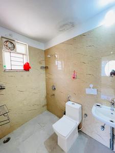 Bathroom Image of 1390 Sq.ft 4 BHK Apartment / Flat for rent in Ultimate Heights, Shahpura Bhopal for Rs. 32000
