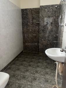 Bathroom Image of 2250 Sq.ft 3.5 BHK Villa for rent in HL City, sector 37 Bahadurgarh for Rs. 28000