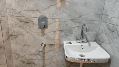 Image of 850 Sq.ft 2 BHK Builder Floor for sale in Mahavir Enclave, New Delhi for Rs. 5400000