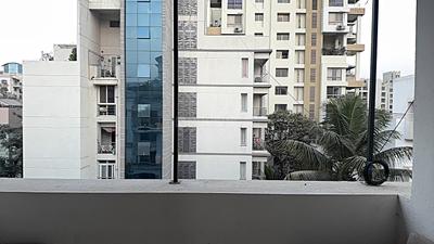 Balcony Image of 3150 Sq.ft 3.5 BHK Apartment / Flat for sale in Kalyani Nagar Pune for Rs. 41000000