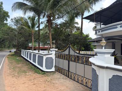 Image of 2500 Sq.ft 5 BHK Independent House for rent in Anchal, Kollam for Rs. 15000