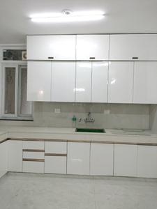 Kitchen Image of 2400 Sq.ft 4 BHK Apartment / Flat for rent in Management Apartments, Sector 5 Dwarka New Delhi for Rs. 63000