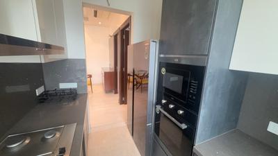 Kitchen Image of 1000 Sq.ft 2 BHK Apartment / Flat for rent in Indiabulls Blu, Worli Mumbai for Rs. 350000