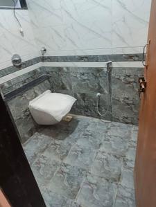 Bathroom Image of 600 Sq.ft 1 BHK Apartment / Flat for rent in Manjari Budruk Pune for Rs. 11000