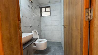 Image of 2300 Sq.ft 3.5 BHK Apartment / Flat for rent in Malabar Exotica, Tragad, Ahmedabad for Rs. 55000
