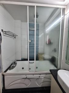 Bathroom Image of 4000 Sq.ft 4 BHK Builder Floor for rent in Geetanjali Enclave New Delhi for Rs. 160000
