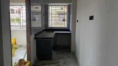 Kitchen Image of 650 Sq.ft 2 BHK Apartment / Flat for sale in Keshtopur Kolkata for Rs. 2405000