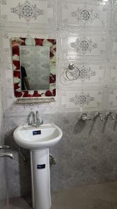 Bathroom Image of 1100 Sq.ft 2 BHK Builder Floor for rent in Gangayal Jammu for Rs. 12000
