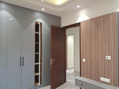 Bedroom Image of 1800 Sq.ft 3 BHK Builder Floor for sale in Paschim Vihar New Delhi for Rs. 36000000