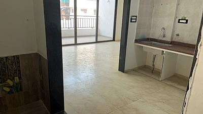 Kitchen Image of 1400 Sq.ft 3 BHK Apartment / Flat for sale in Giri Benchmark Tower by Giri Associate Construction, Vrindavan Nagar Nashik for Rs. 5800000