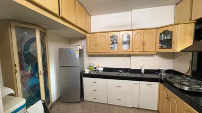 Kitchen Image of 2020 Sq.ft 4 BHK Duplex for sale in Lalani Velentine Apartments, Malad East Mumbai for Rs. 57000000