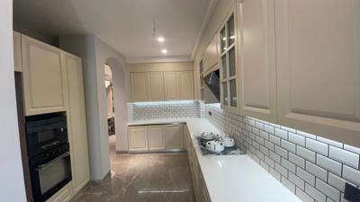 Kitchen Image of 2565 Sq.ft 4 BHK Builder Floor for sale in Kadarpur Gurgaon for Rs. 36000000