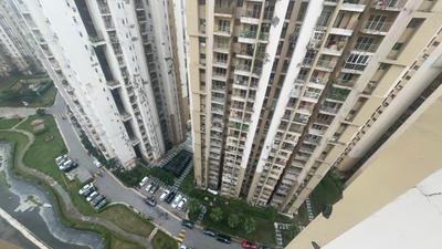 Image of 1285 Sq.ft 3 BHK Apartment / Flat for sale in Paras Tierea, Sector 137, Noida for Rs. 10500000
