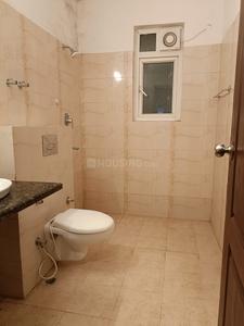 Bathroom Image of 2350 Sq.ft 3 BHK Apartment / Flat for rent in ATS Casa Espana, Bar Majra Mohali for Rs. 46000