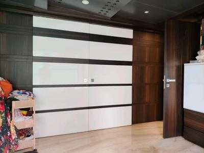 Bedroom Image of 2340 Sq.ft 4 BHK Apartment / Flat for sale in Express Enclave, Andheri East Mumbai for Rs. 65100000