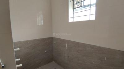 Bathroom Image of 600 Sq.ft 1 BHK Builder Floor for rent in Bommanahalli Bengaluru for Rs. 18000