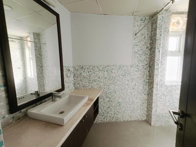 Bathroom Image of 4322 Sq.ft 4 BHK Apartment / Flat for sale in Maratt Pimento, JP Nagar Bengaluru for Rs. 70000000