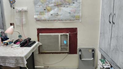 Bedroom Image of 1000 Sq.ft 1 BHK Builder Floor for rent in Kamta Lucknow for Rs. 12500