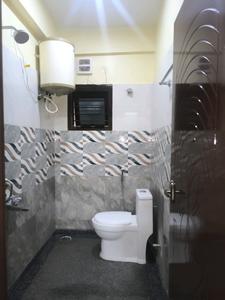 Common Bathroom Image of 1050 Sq.ft 2 BHK Apartment / Flat for rent in New Tippasandra Bengaluru for Rs. 45000