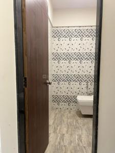 Bathroom Image of 924 Sq.ft 3 BHK Apartment / Flat for sale in New India Om Mayuresh, Mulund East Mumbai for Rs. 26200000