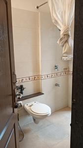 Image of 800 Sq.ft 2 BHK Apartment / Flat for rent in K Raheja Interface Heights, Malad West, Mumbai for Rs. 75000