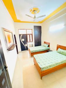 Bedroom Image of Sky homes pg  in Sector 66, Noida