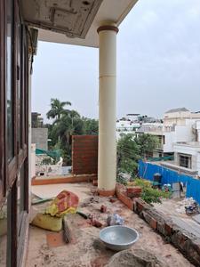 Living Room Image of 3400 Sq.ft 3.5 BHK Independent House for rent in Sector 46 Noida for Rs. 52000