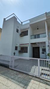 Image of 3008 Sq.ft 4.5 BHK Villa for rent in Paramount Golfforeste Villas, Surajpur, Greater Noida for Rs. 65000