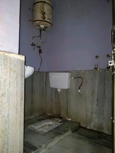 Common Bathroom Five Image of 6500 Sq.ft 9 BHK Independent House for sale in Govindpuram Ghaziabad for Rs. 30000000