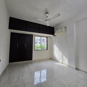 Bedroom Image of 1150 Sq.ft 2 BHK Apartment / Flat for rent in Adajan Surat for Rs. 18500