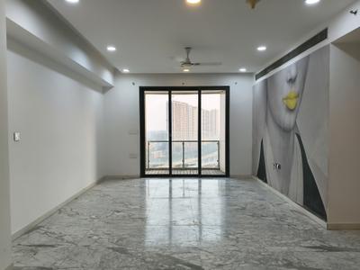 Living Room Image of 1250 Sq.ft 3 BHK Apartment / Flat for sale in Indiabulls Blu Tower A, Worli Mumbai for Rs. 110000000