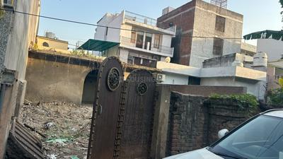 Image of 162 Sq.ft Residential Plot / Land for sale in Sector 11, Noida for Rs. 40000000