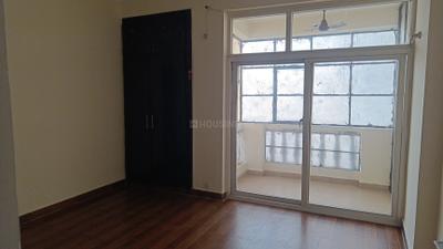 Bedroom Image of 1420 Sq.ft 3 BHK Apartment / Flat for sale in Amrapali Silicon City, Sector 76 Noida for Rs. 14100000