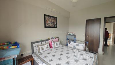 Bedroom Image of 1215 Sq.ft 2 BHK Apartment / Flat for sale in Shivam Pearl 79, Shilaj Ahmedabad for Rs. 6500000