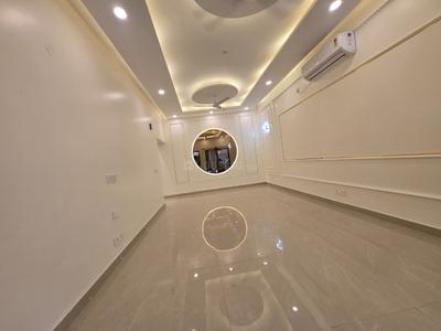 Bedroom Image of 2500 Sq.ft 4 BHK Apartment / Flat for sale in DDA Flats Munirka, Munirka New Delhi for Rs. 54000000