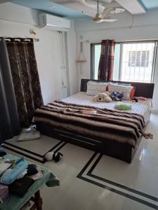 Bedroom Image of 1800 Sq.ft 3 BHK Apartment / Flat for sale in Khodiyar Colony Jamnagar for Rs. 4800000