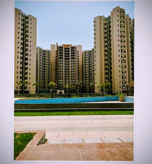 Oasis Grandstand Main Image 1