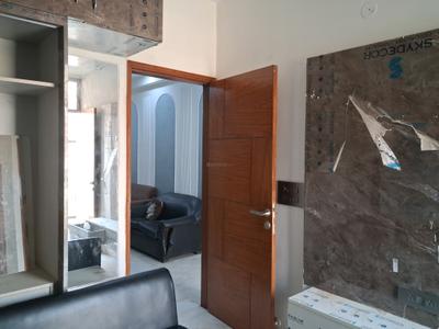Bedroom Image of 1000 Sq.ft 2 BHK Apartment / Flat for sale in Avenue 1, Sector 73 Noida for Rs. 3000000
