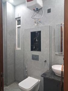 Bedroom One Image of 1350 Sq.ft 3 BHK Builder Floor for sale in Paschim Vihar New Delhi for Rs. 28000000
