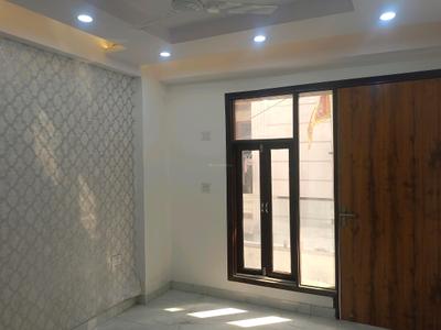 Bedroom Image of 1200 Sq.ft 4 BHK Builder Floor for sale in Mahavir Enclave New Delhi for Rs. 10800000