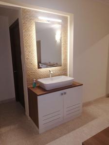 Bathroom Image of 1922 Sq.ft 3 BHK Apartment / Flat for sale in Puravankara Grandbay, Marine Drive Kochi for Rs. 19500000
