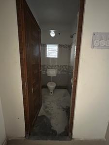 Bathroom Image of 700 Sq.ft 2 BHK Apartment / Flat for sale in Naktala Kolkata for Rs. 3200000