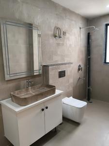 Common Bathroom Image of 2000 Sq.ft 3 BHK Builder Floor for rent in Sector 46 Gurgaon for Rs. 52000