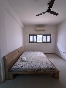 Bedroom Image of 1800 Sq.ft 4 BHK Independent House for rent in Sudarshan Green, Sola Ahmedabad for Rs. 40000